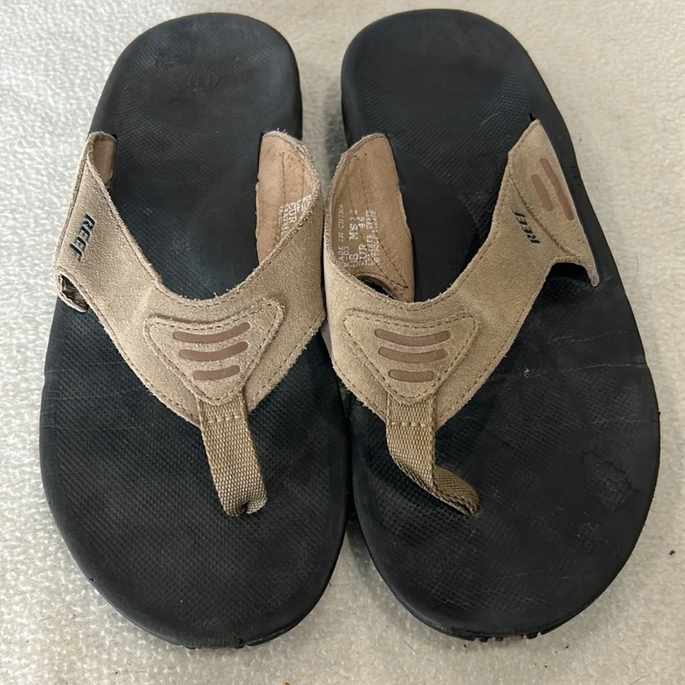 Reef Tan‎ Flip Flops. Size M